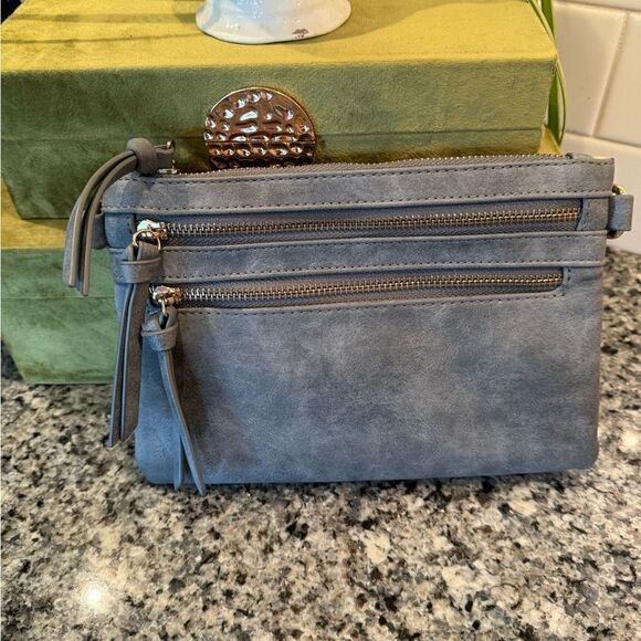 Blue clutch small bag. - Picture 1 of 4